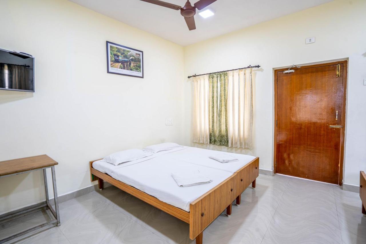 Hotel Tamilnadu - Thirukadaiyur Tirukkadaiyur Extérieur photo